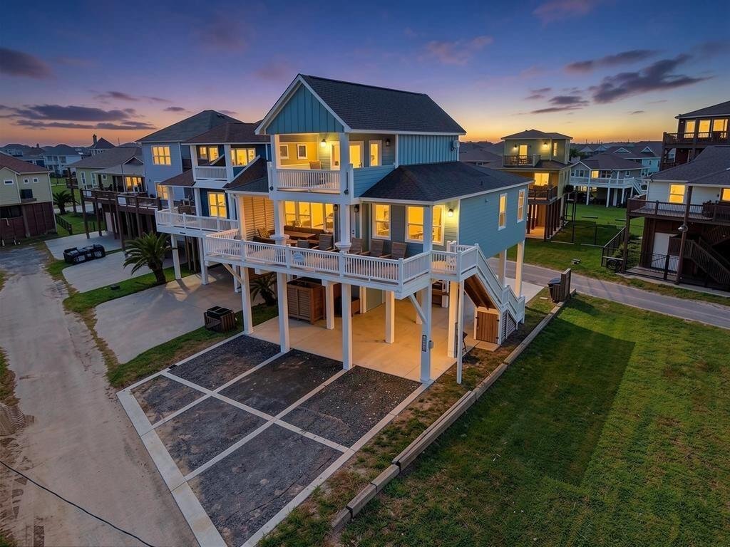 House in Bolivar Peninsula, Texas, United States 1 - 17846544