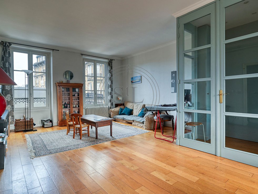 Apartment in Domaine National du Château, Versailles, France 5 - 18102952