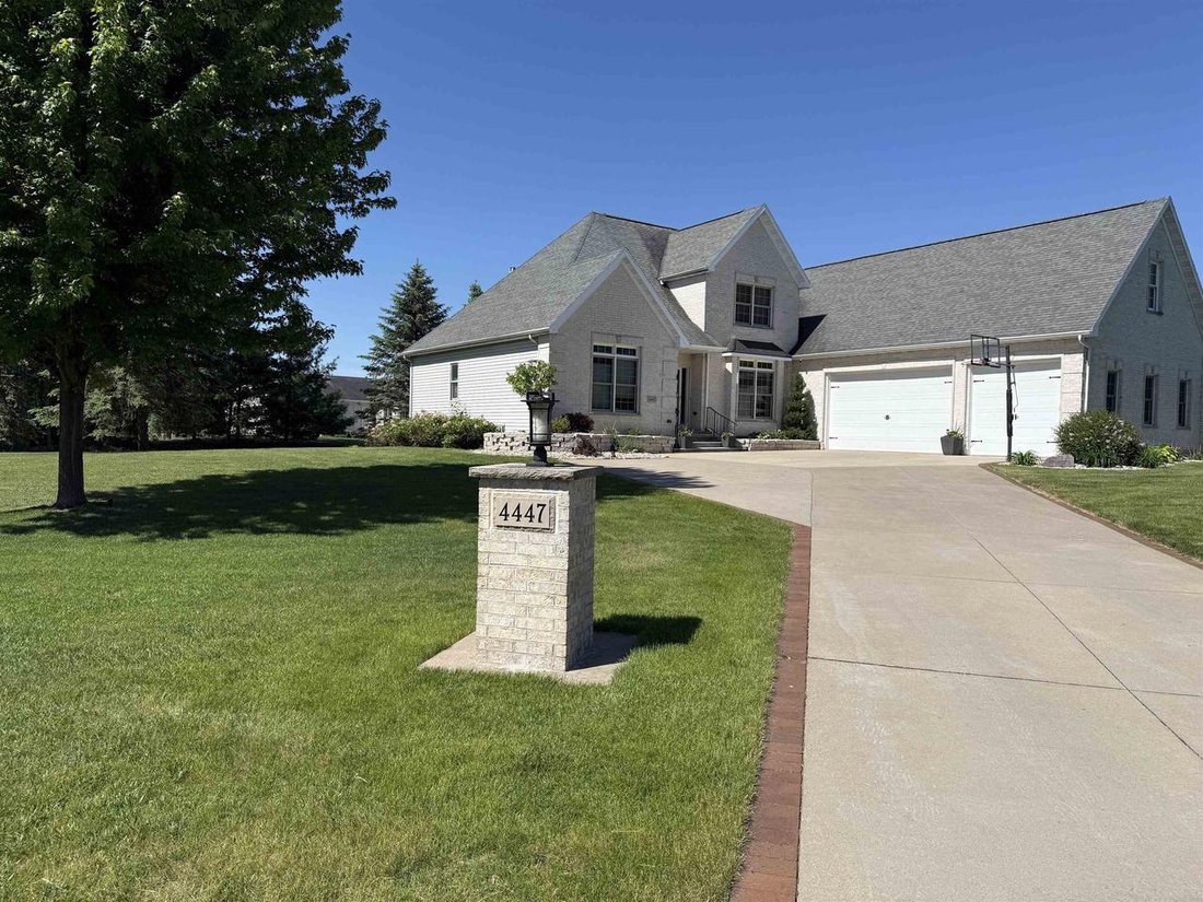House in Omro, Wisconsin, United States 2 - 18094802