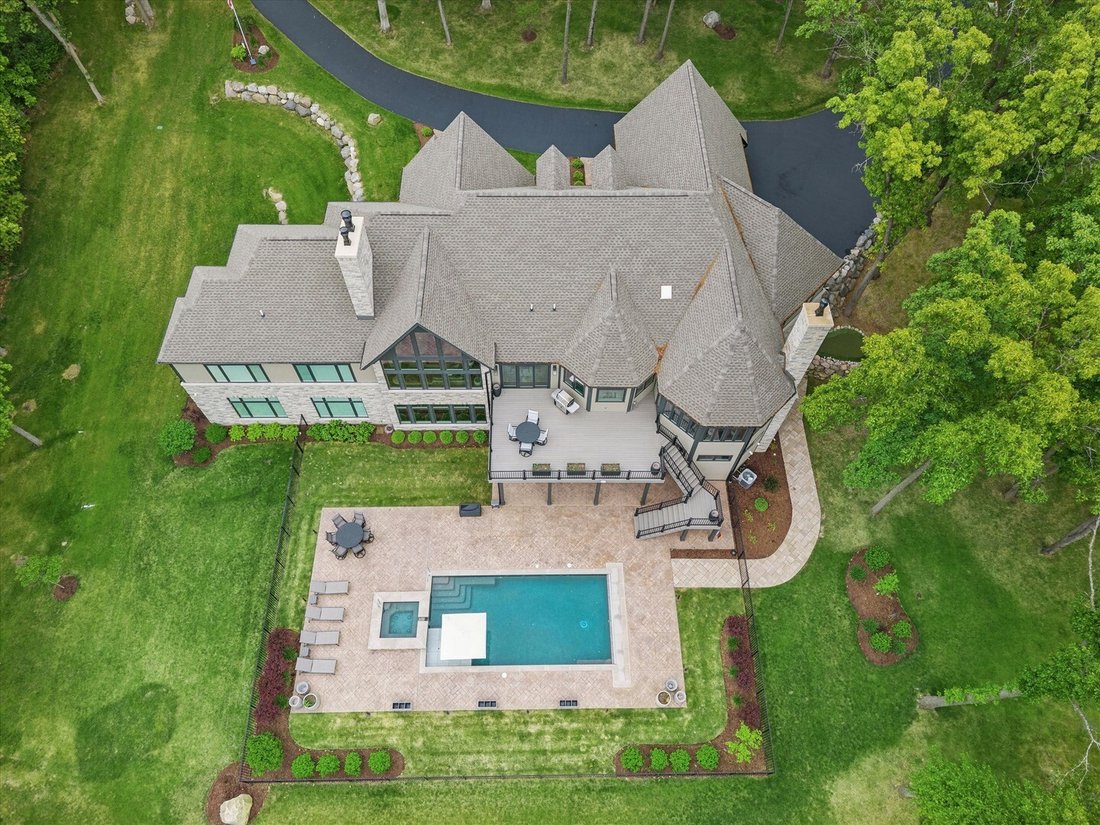 House in Crystal Lake, Illinois, United States 2 - 18092507