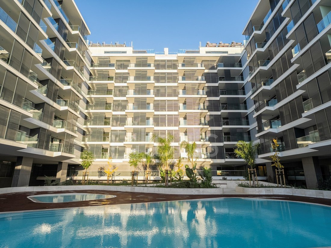 Apartment in Avenidas Novas, Lisbon, Portugal 2 - 18093653