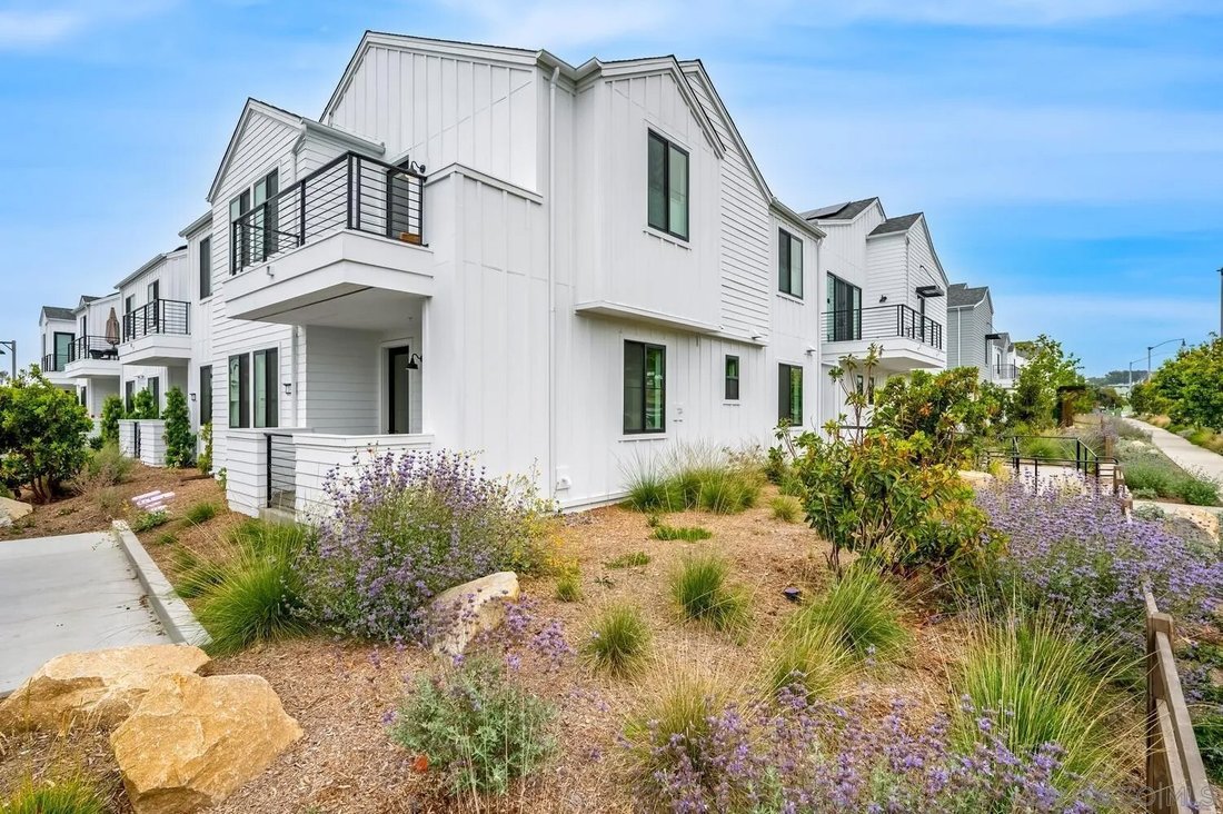 Condo in Encinitas, California, United States 1 - 18088921
