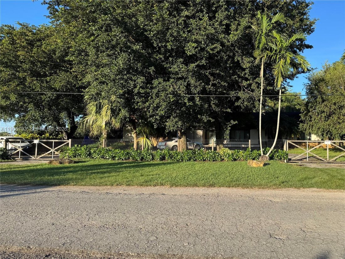 House in Miami, Florida, United States 1 - 16637650