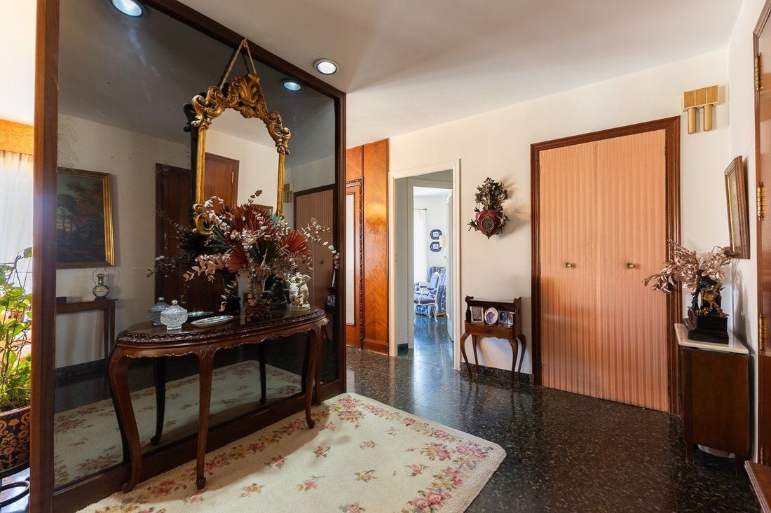 Apartment in Ciutat Vella, Valencia, Spain 3 - 18096623