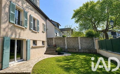 House in Jonchere-Malmaison-Saint Cucufa, Rueil-Malmaison, France 1