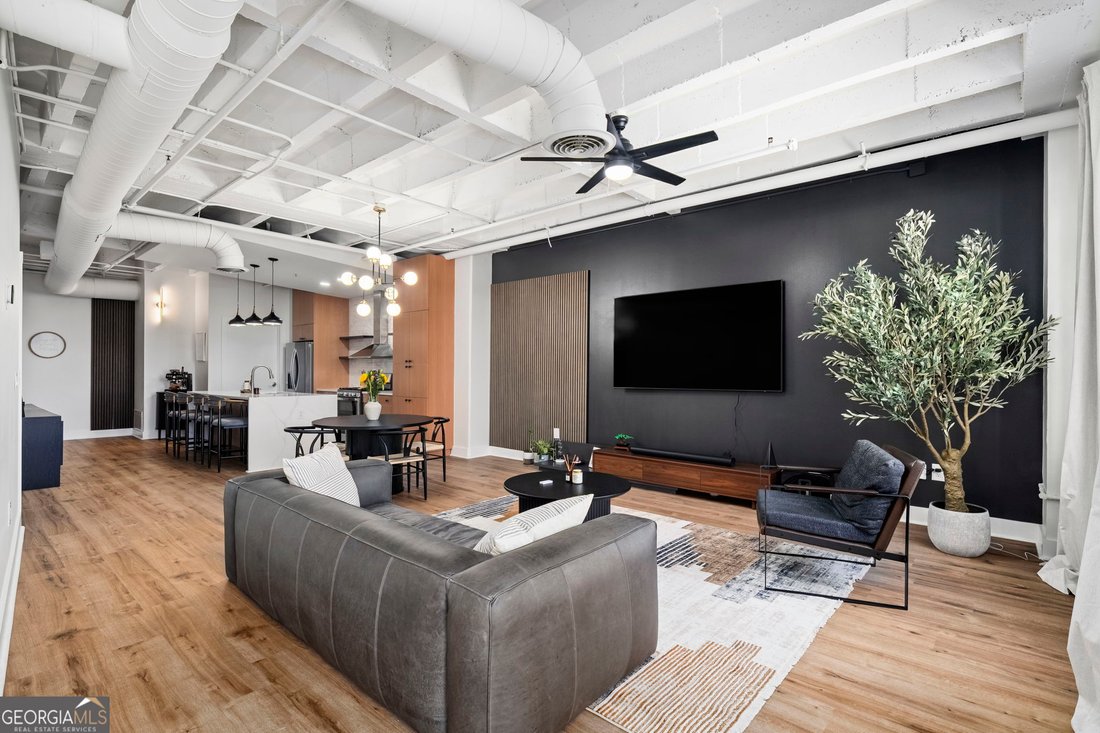 Condo in Atlanta, Georgia, United States 2 - 18092210