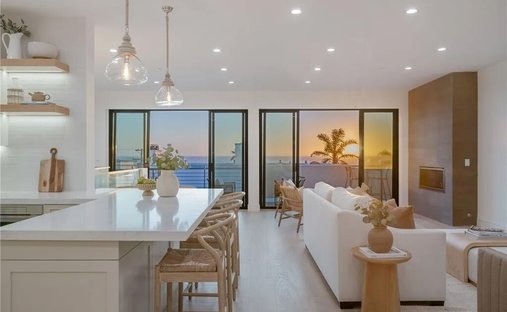 Townhouse in Hermosa Beach, California, United States 1