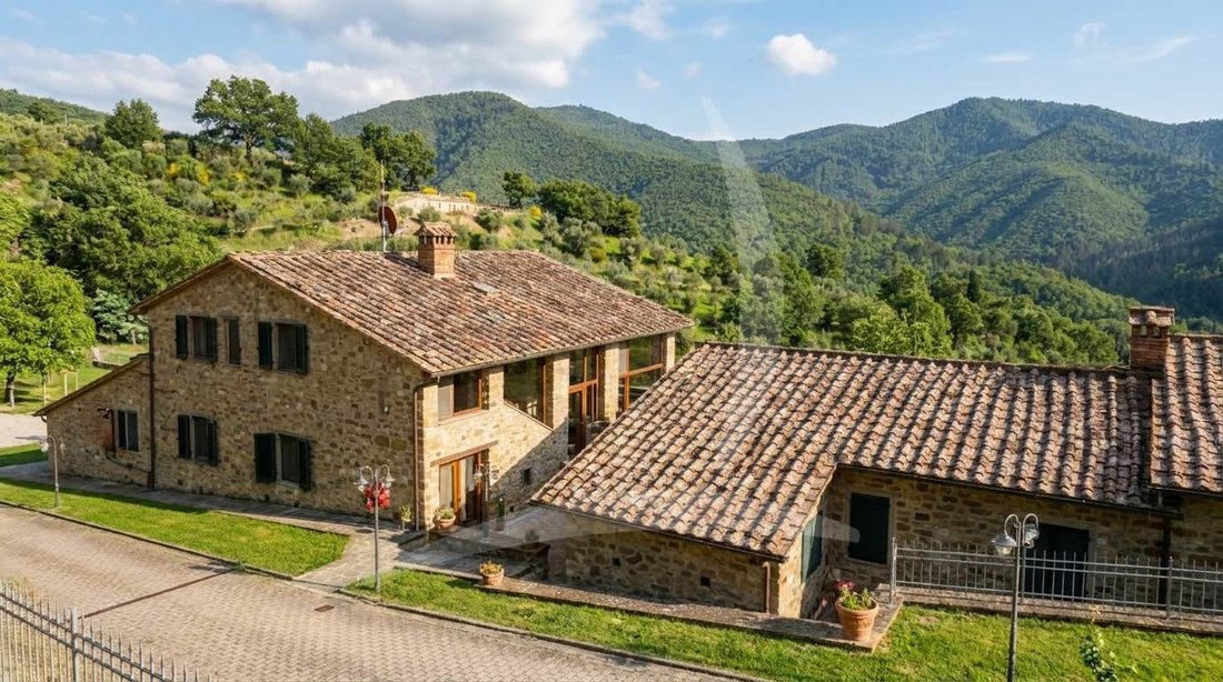 Farm Ranch in Sansepolcro, Tuscany, Italy 1 - 18096537