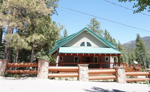 House in Mount Charleston, Nevada, United States 1