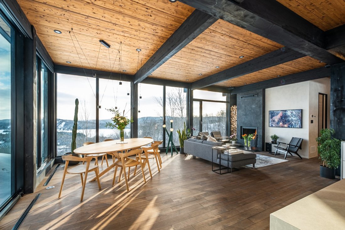 House in Mont-Tremblant, Quebec, Canada 5 - 18096452
