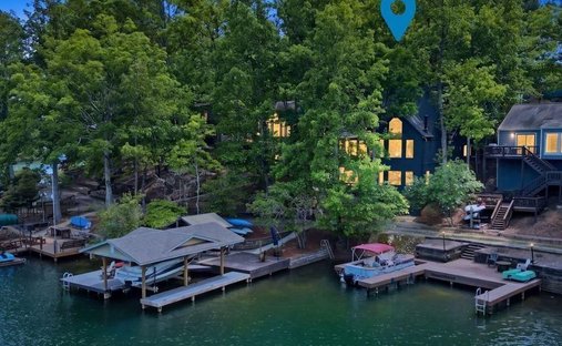 House in Waleska, Georgia, United States 1