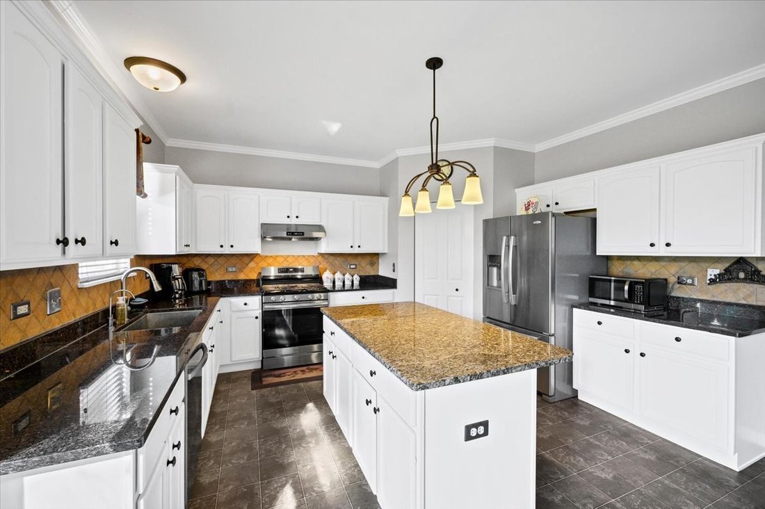 House in Romeoville, Illinois, United States 2 - 18092458