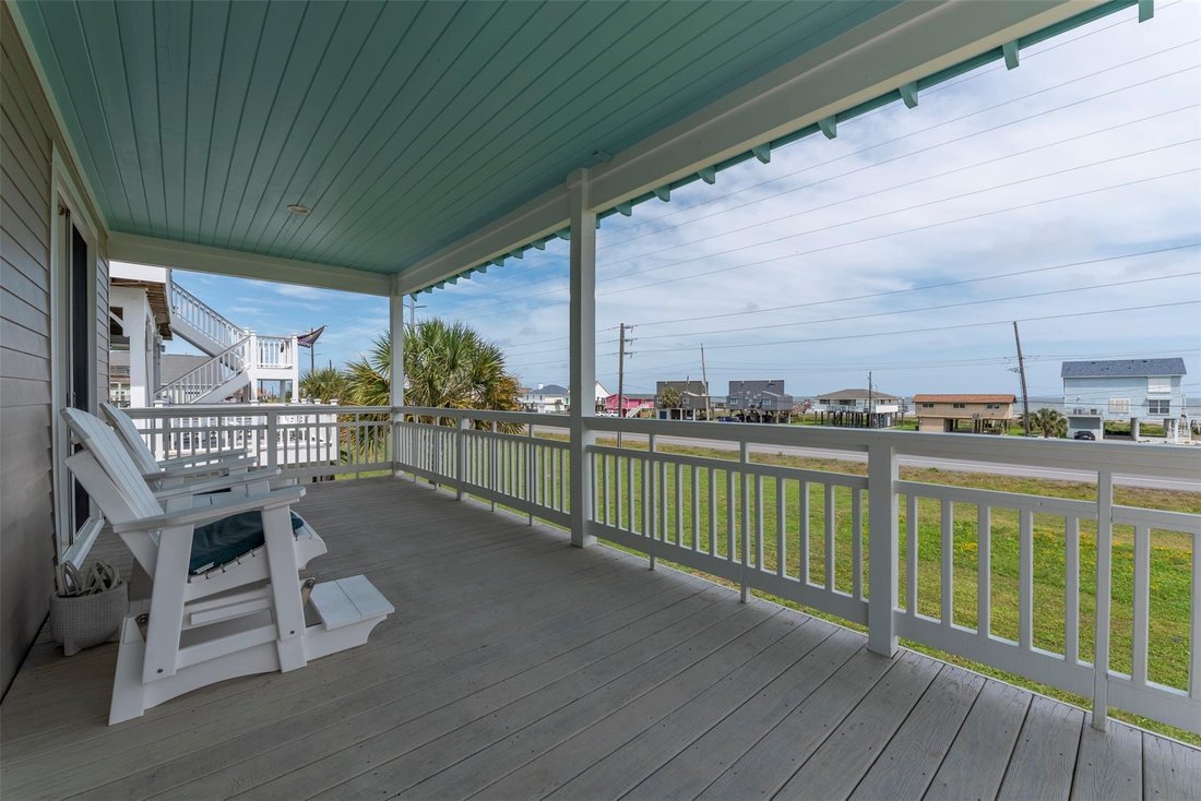 House in Galveston, Texas, United States 2 - 18095776