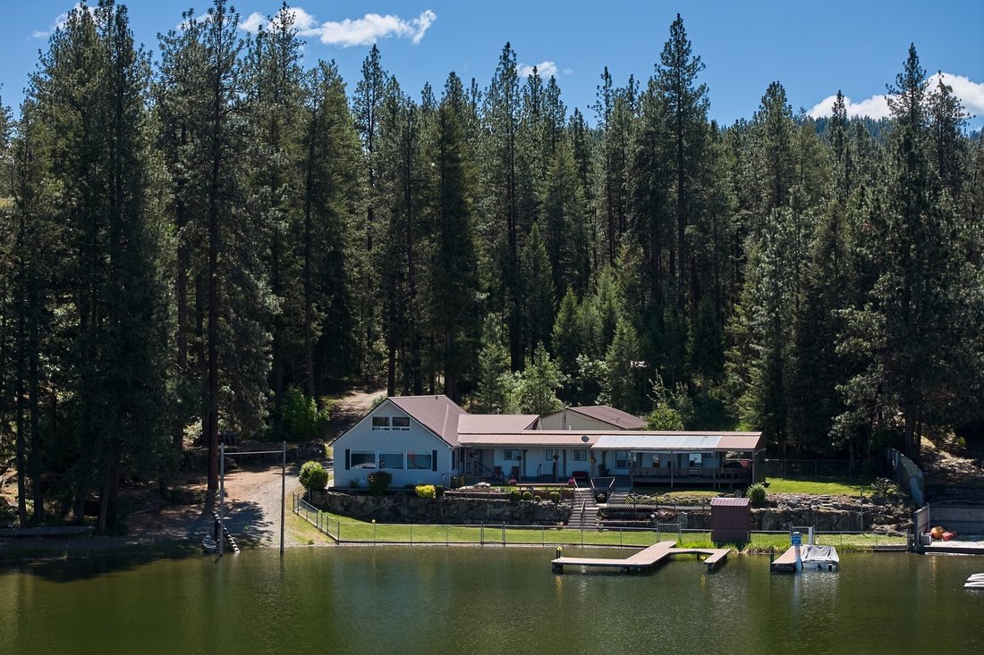 House in Post Falls, ID, United States 1 - 18093142