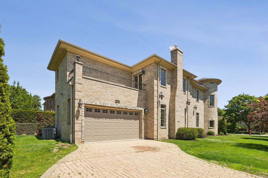 House in Lincolnwood, Illinois, United States 4 - 18106342