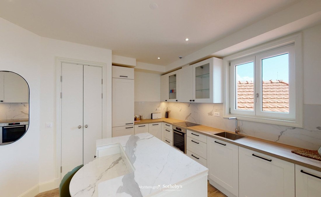 Apartment in Milovići, Tivat Municipality, Montenegro 5 - 17780004