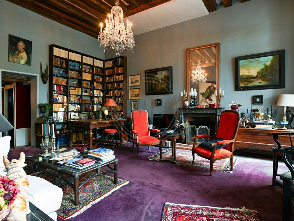 Apartment in Domaine National du Château, Versailles, France 5 - 18098816