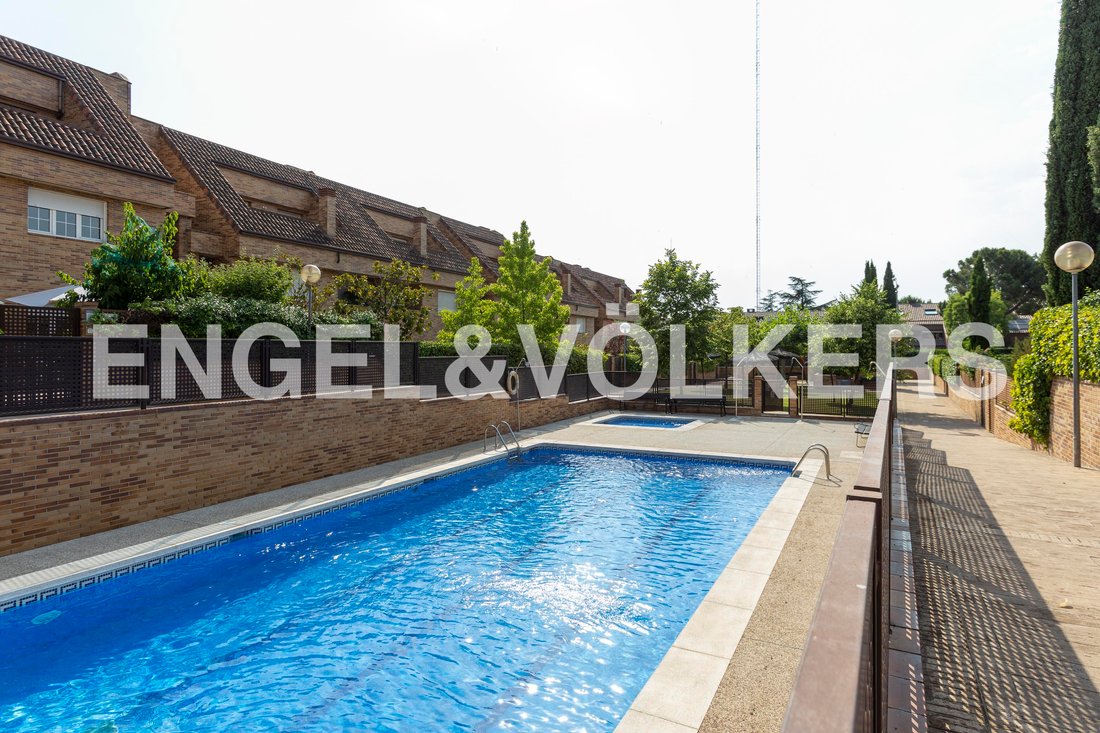 House in Las Rozas de Madrid, Comunidad de Madrid, Spain 1 - 18096461