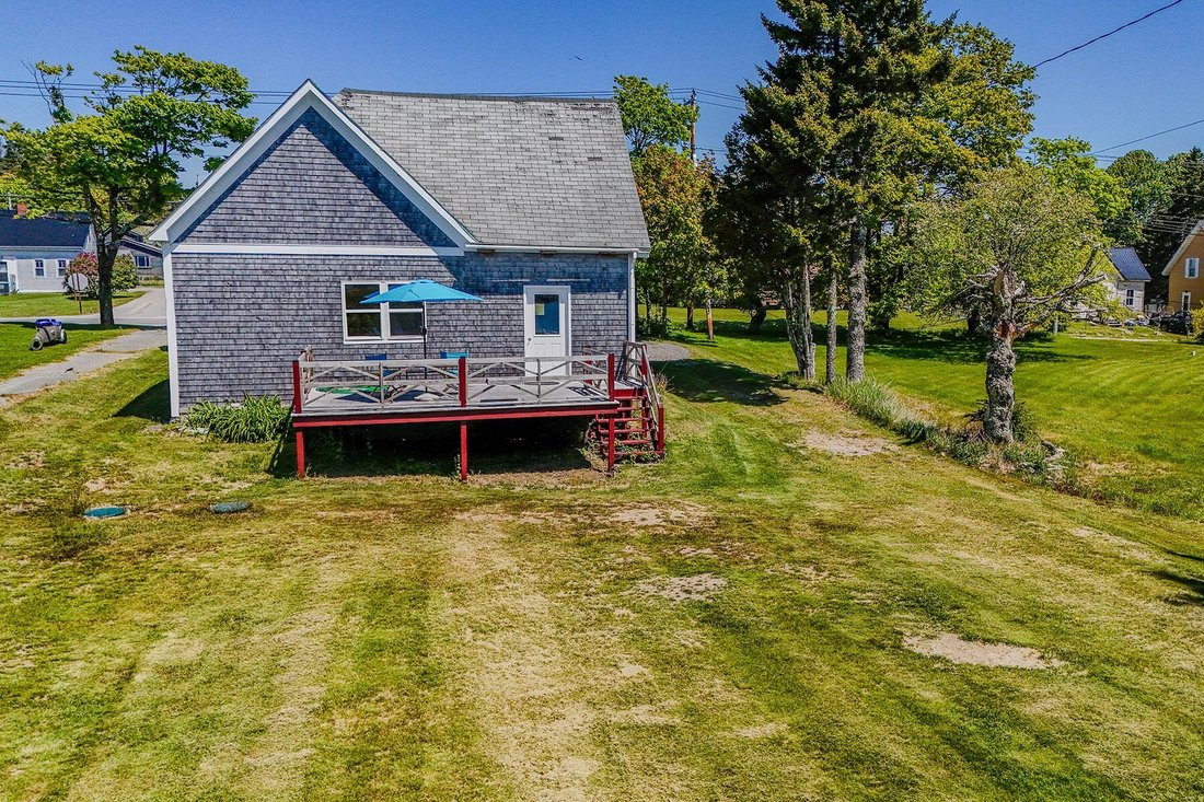 House in Jonesport, Maine, United States 3 - 18096685