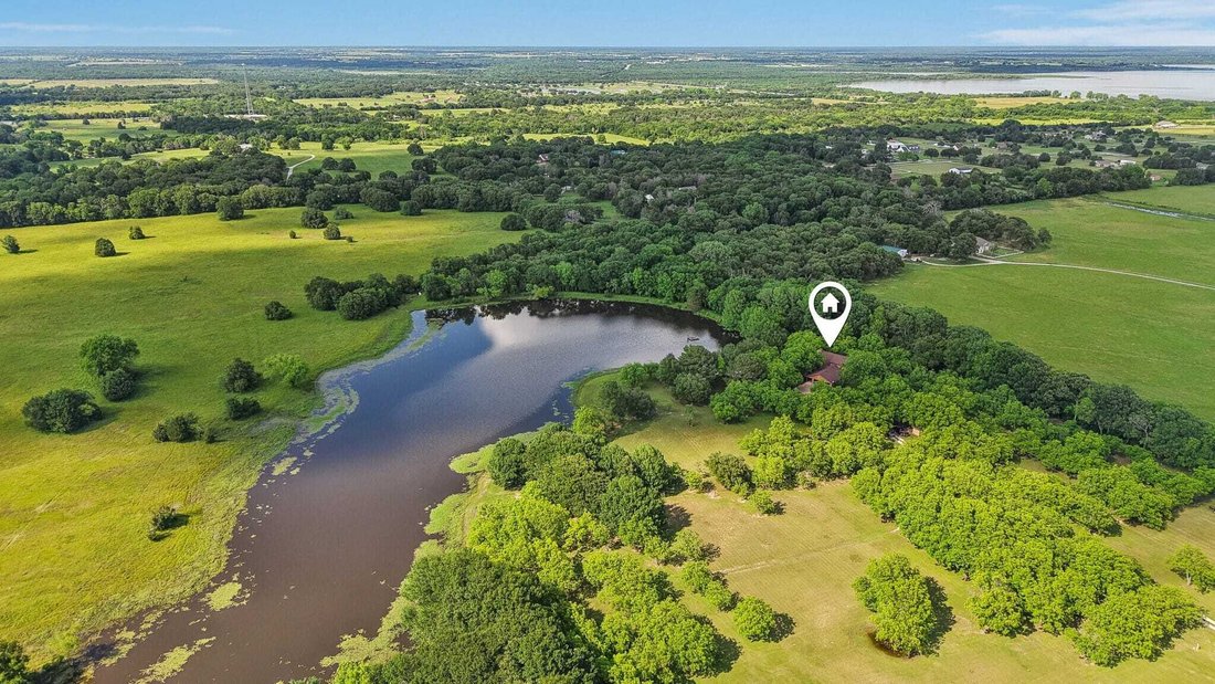 House in Tool, Texas, United States 5 - 18097538