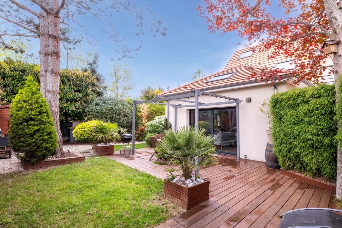 House in Centre Ville, Rueil-Malmaison, France 1 - 18104984