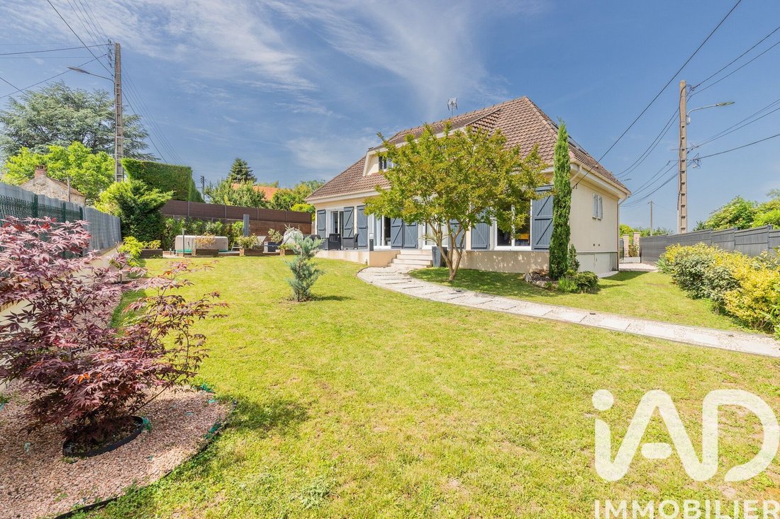 House in Longpont-sur-Orge, Ile-de-France, France 2 - 18097081