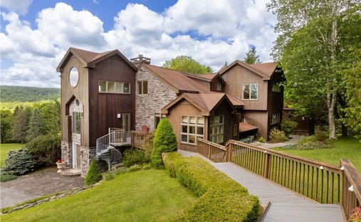 House in Livingston Manor, New York, United States 1
