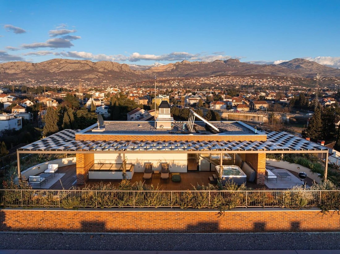 Apartment in Podgorica, Podgorica Municipality, Montenegro 3 - 17056497
