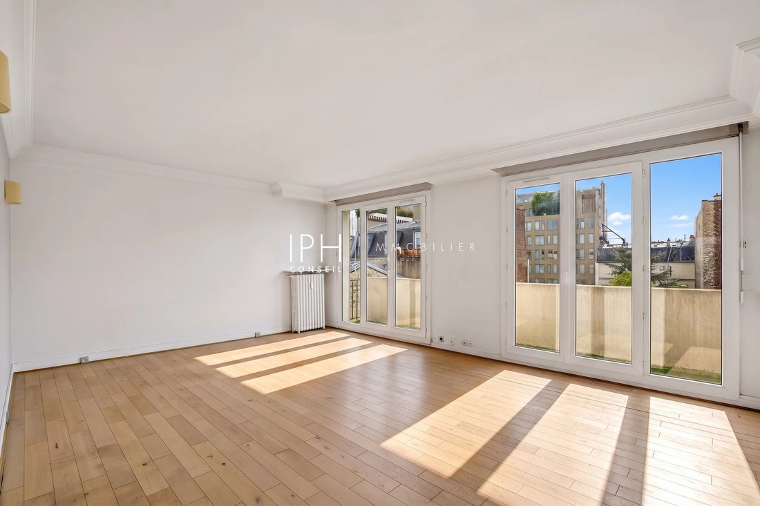 Apartment in La Plaine des Sablons, Neuilly-sur-Seine, France 1 - 17837274
