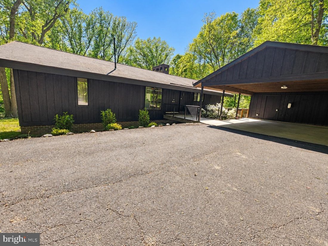 House in Vienna, Virginia, United States 3 - 18105177