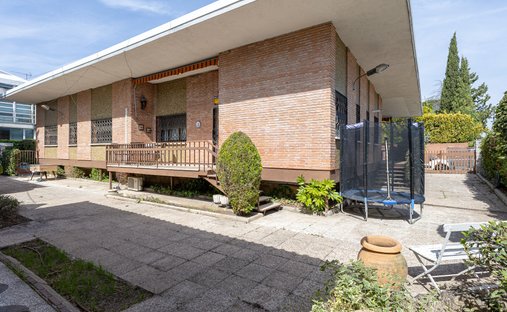 House in Moncloa-Aravaca, Madrid, Spain 1
