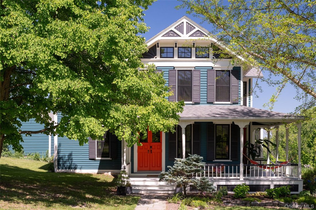 House in New Baltimore, New York, United States 1 - 18095079