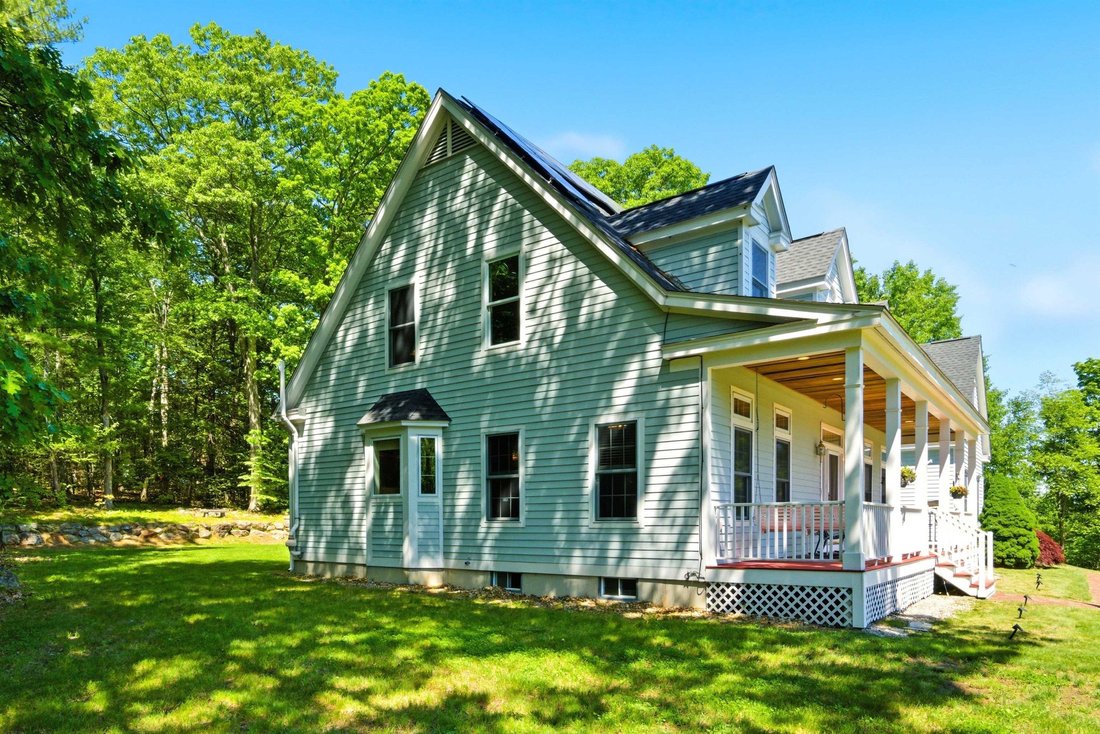 House in Goffstown, New Hampshire, United States 4 - 18095800
