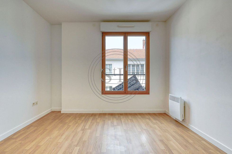 Apartment in Domaine National du Château, Versailles, France 2 - 18102959