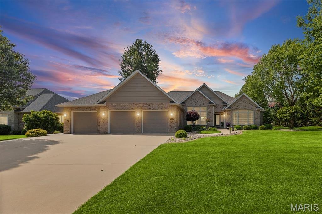 House in O'Fallon, Illinois, United States 3 - 18095789