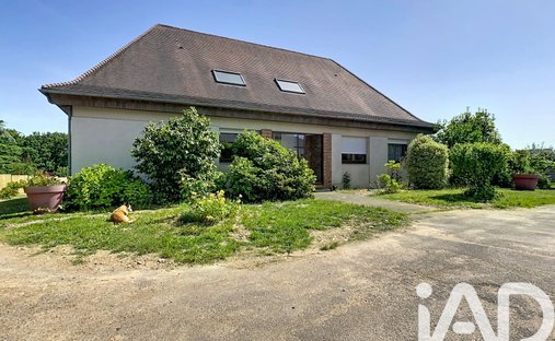 House in Centre, Thouare-sur-Loire, France 1