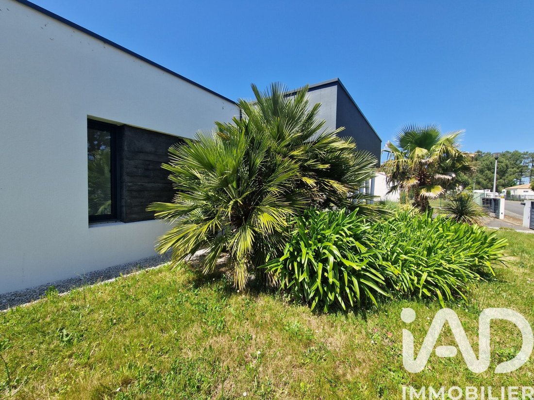 House in Centre Ville, Saint-Hilaire-de-Riez, France 2 - 18097109