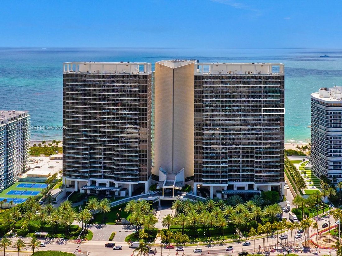 Condo in Bal Harbour, Florida, United States 3 - 18057887