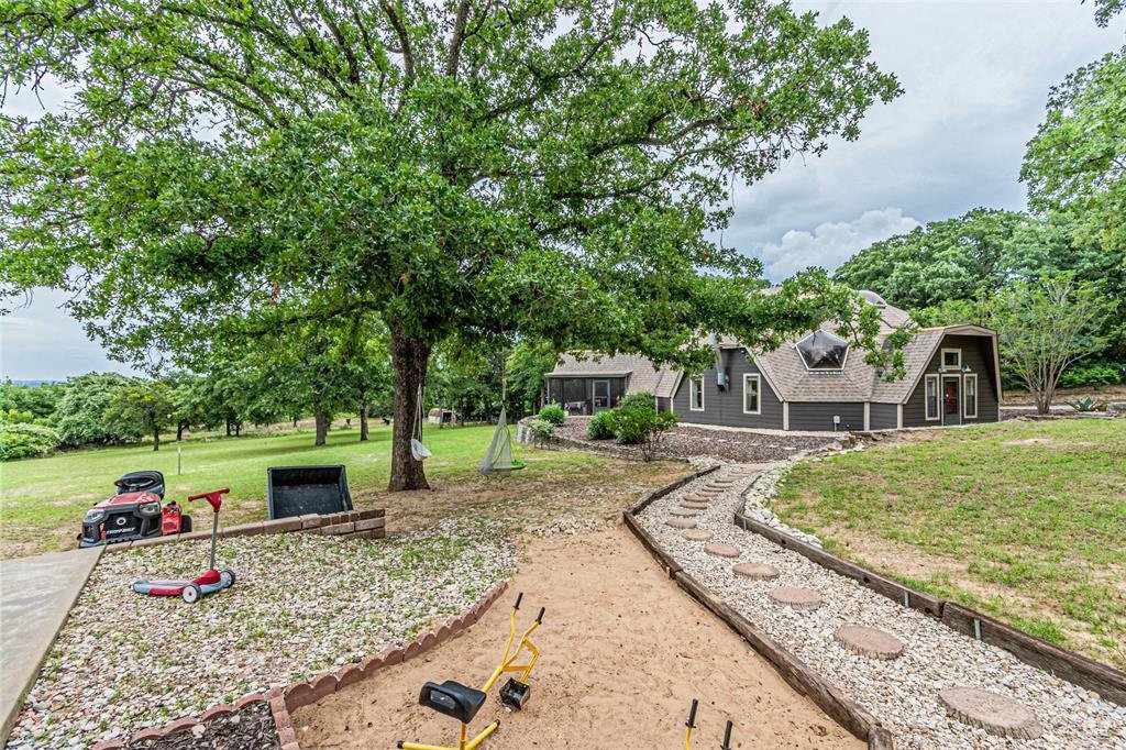 House in Granbury, Texas, United States 3 - 18096262