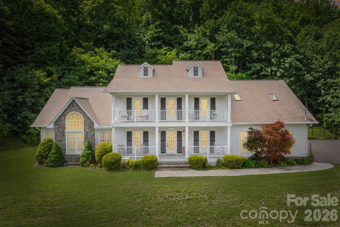 House in Maggie Valley, North Carolina, United States 3 - 18107104