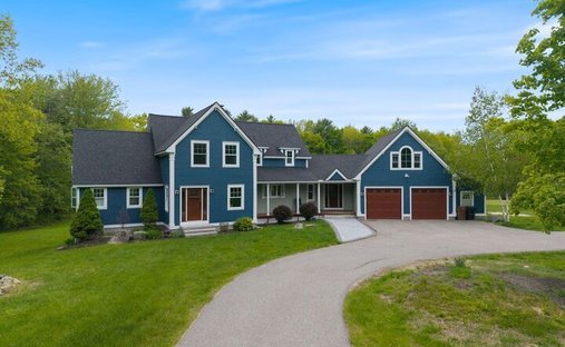 House in Saco, Maine, United States 1