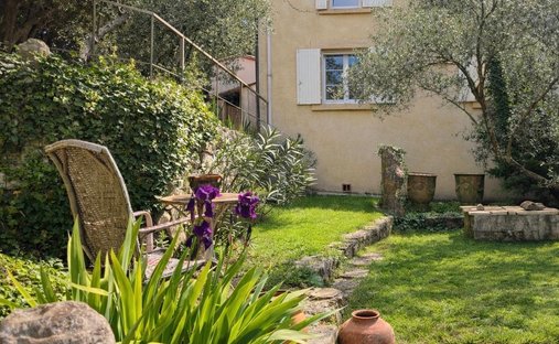 Villa in Uzès, Occitania, France 1