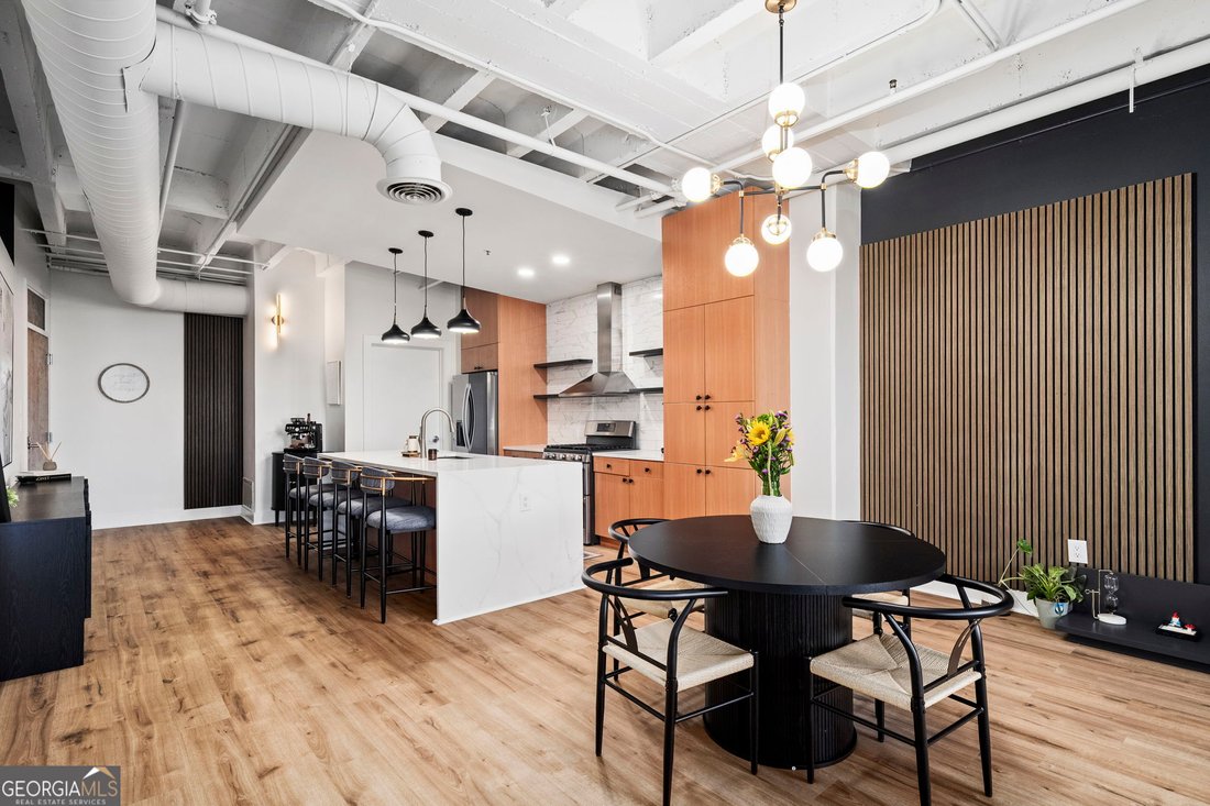 Condo in Atlanta, Georgia, United States 5 - 18092210
