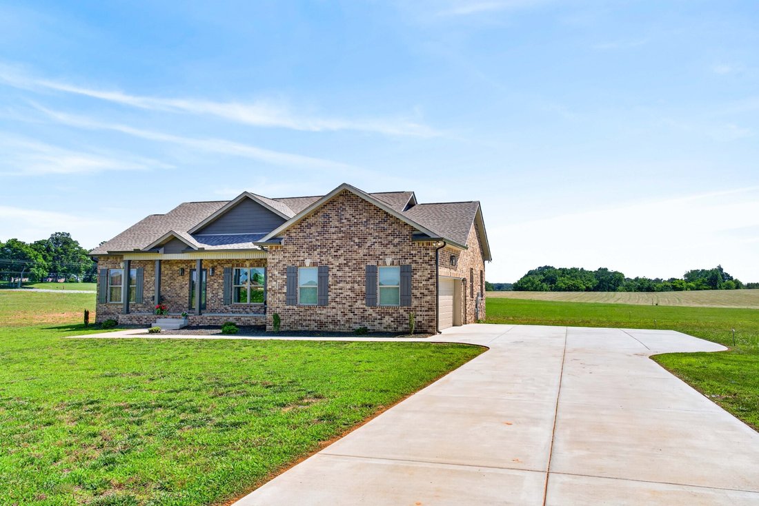 House in Springfield, Tennessee, United States 2 - 18100800