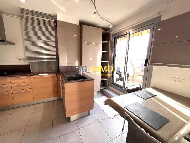 Apartment in Cathédrale, Tours, France 2 - 18006787