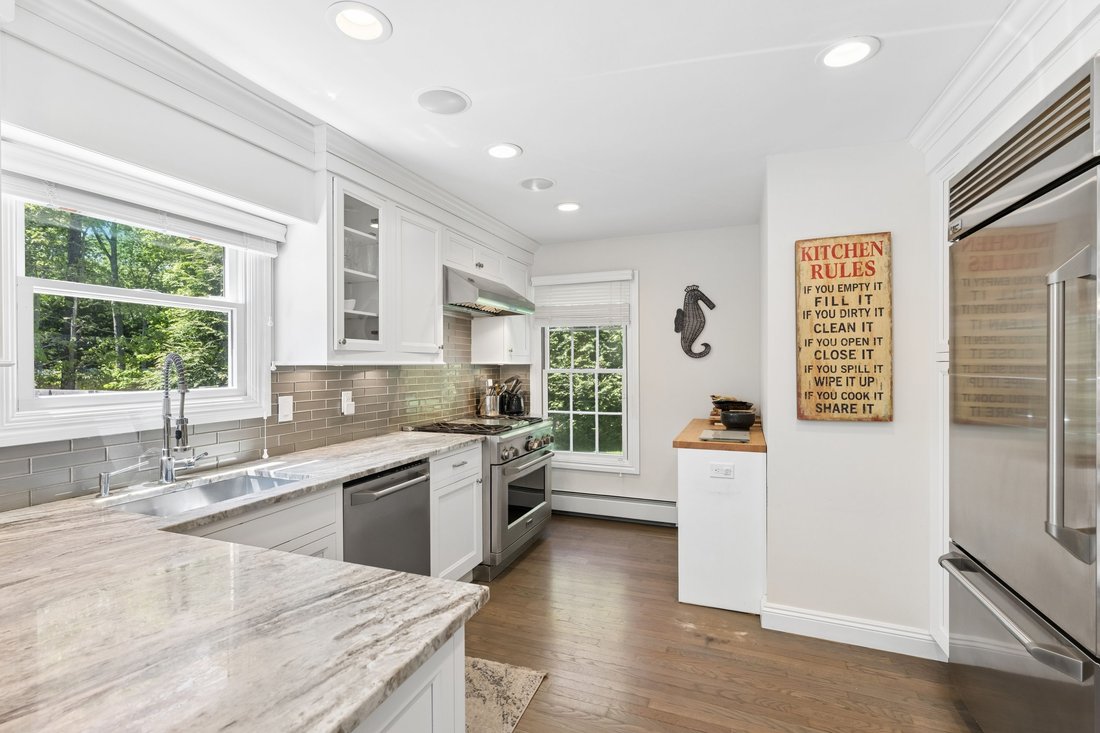 Wainscott, New York, United States 4 - 17015247
