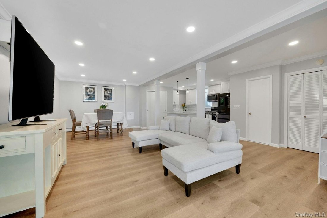 House in Yonkers, New York, United States 3 - 18009977
