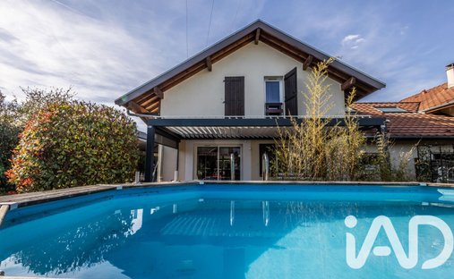 House in Scientrier, Auvergne-Rhône-Alpes, France 1