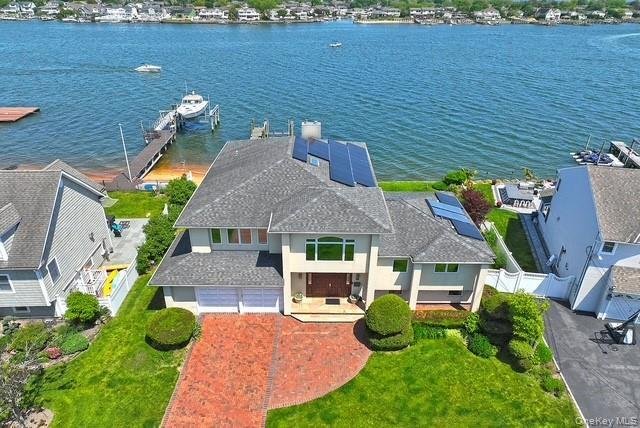 House in Massapequa, New York, United States 2 - 18095072