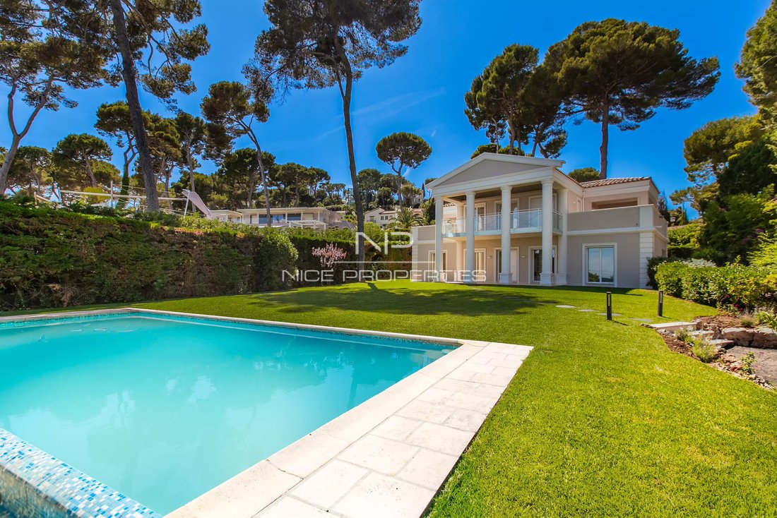Villa in French Riviera, Provence-Alpes-Côte d'Azur, France 4 - 18093444